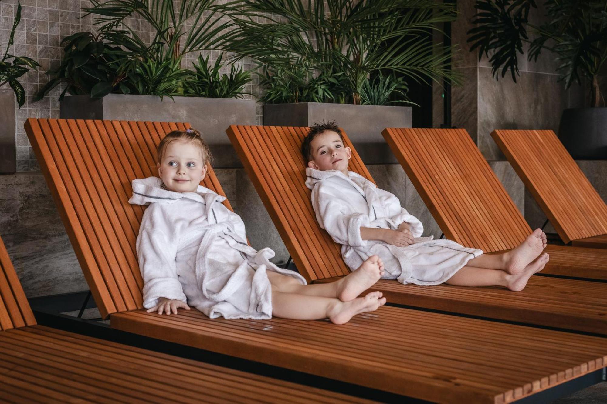 Tylickie Wzgorze Spa & Wellness Pensjonat Dla Rodzin Z Dziecmi Тылич Экстерьер фото