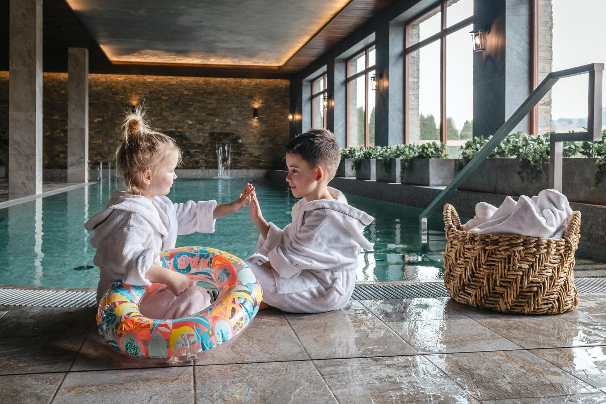 Tylickie Wzgorze Spa & Wellness Pensjonat Dla Rodzin Z Dziecmi Тылич Экстерьер фото